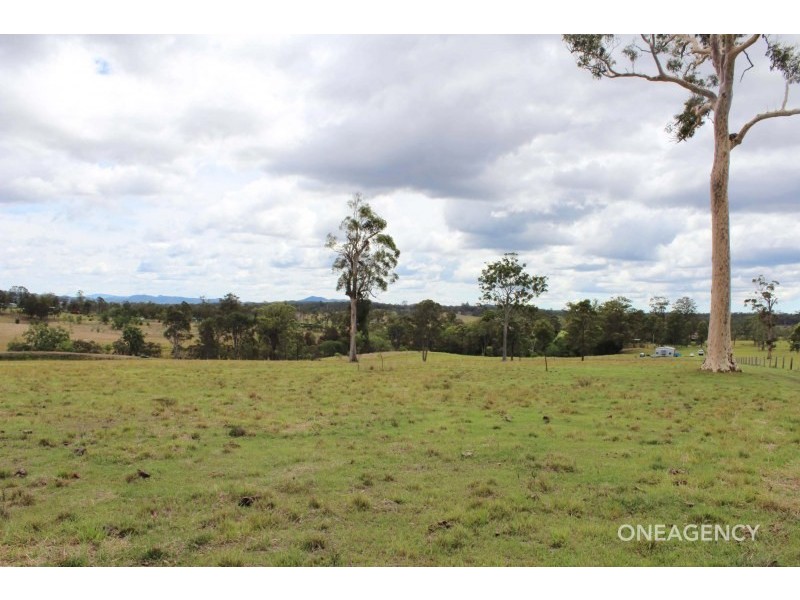 407 Silverwood Avenue, Temagog NSW 2440