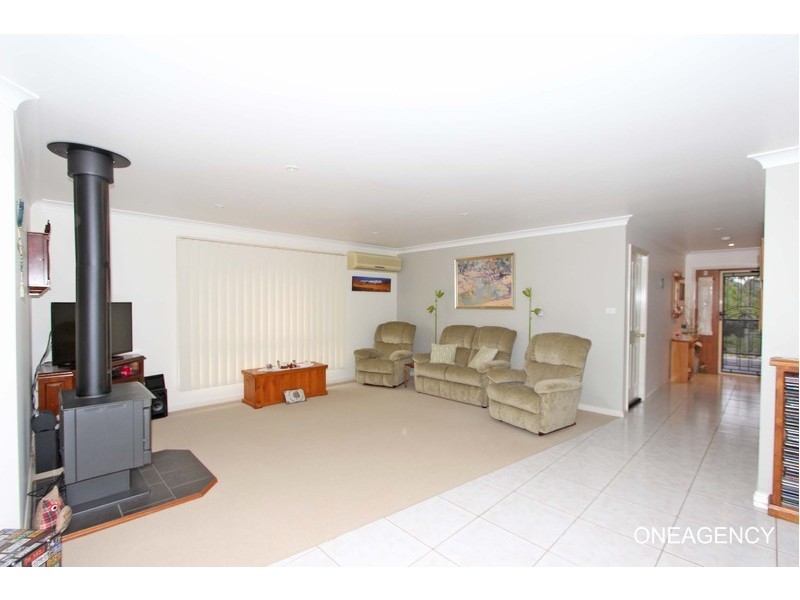 8 Queen Street, Greenhill NSW 2440