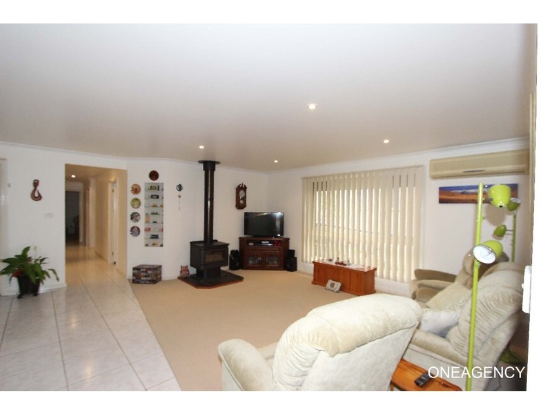 8 Queen Street, Greenhill NSW 2440