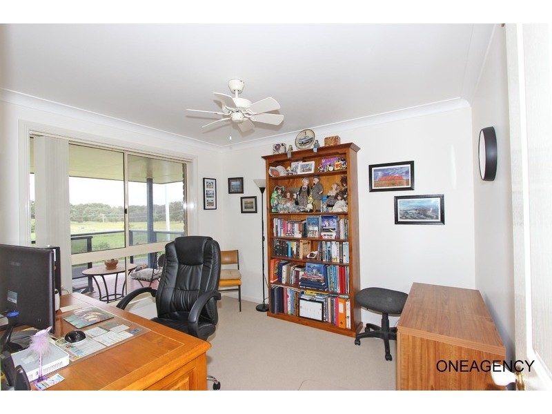 8 Queen Street, Greenhill NSW 2440