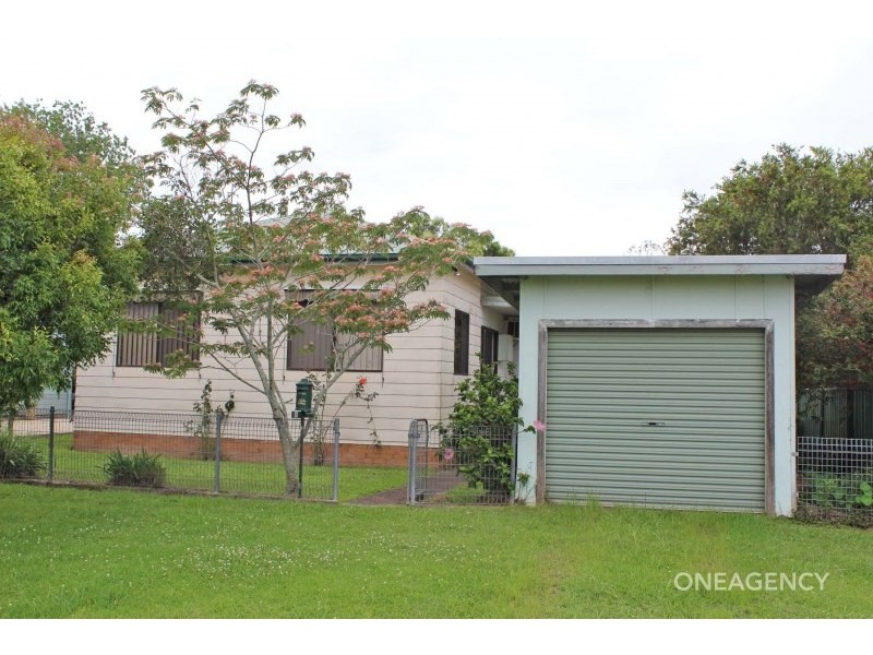 4 Vincent Avenue, Smithtown NSW 2440