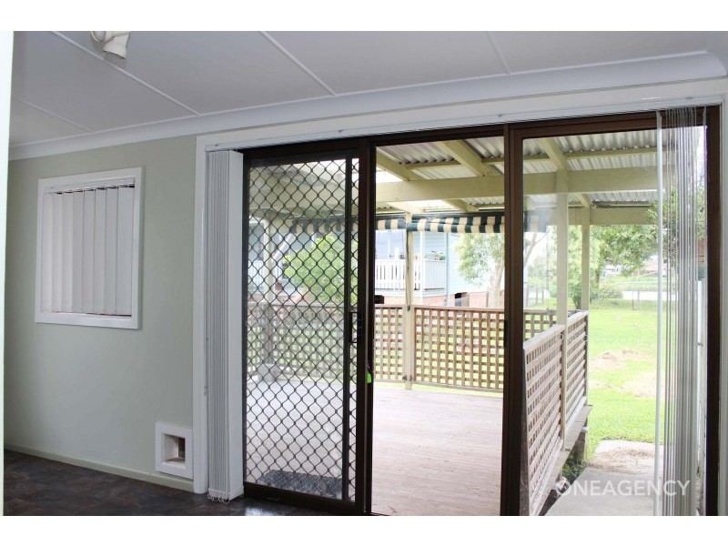 4 Vincent Avenue, Smithtown NSW 2440
