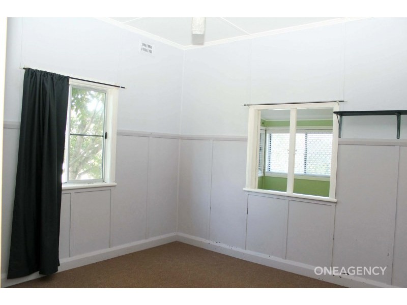 14 Nicholson Street, South Kempsey NSW 2440