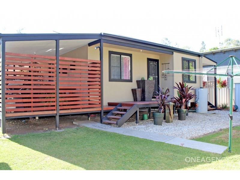 23 Charles Parry Place, Crescent Head NSW 2440
