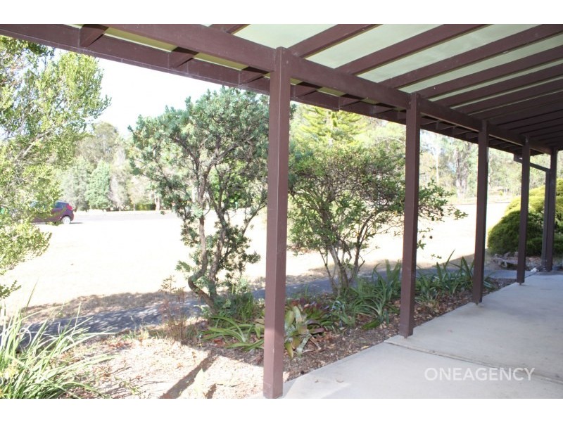 33 Hillview Drive, Aldavilla NSW 2440