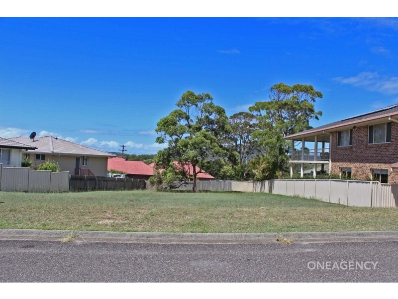 4 Rafferty Crescent, South West Rocks NSW 2431
