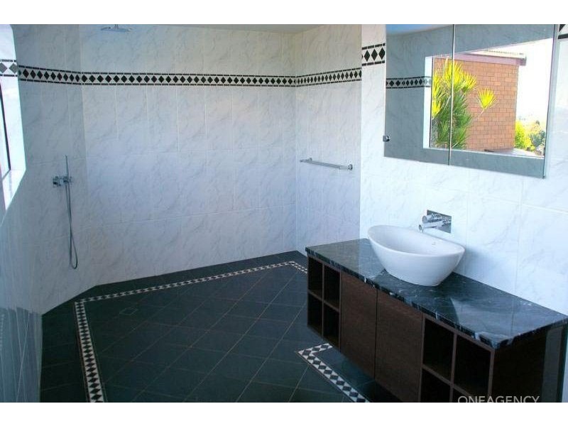 20 Lord Street, East Kempsey NSW 2440