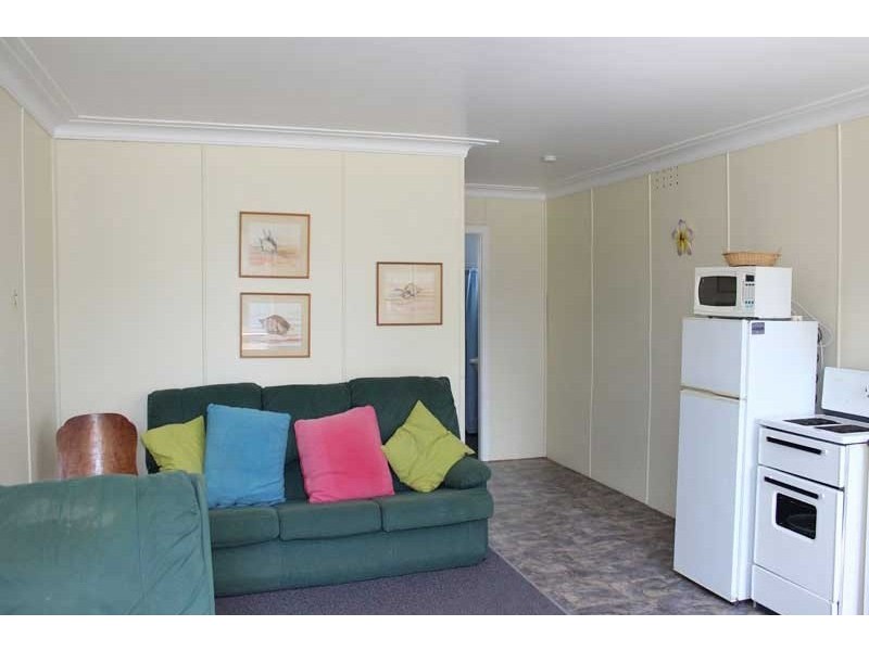 34 Main Street, Crescent Head NSW 2440