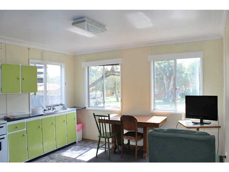 34 Main Street, Crescent Head NSW 2440