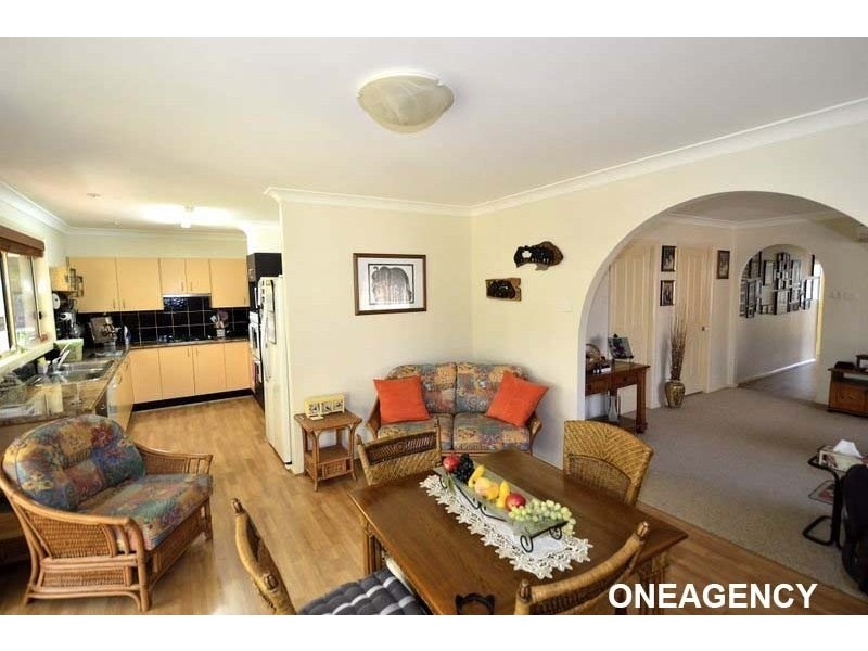 10 Haven Crescent, Aldavilla NSW 2440