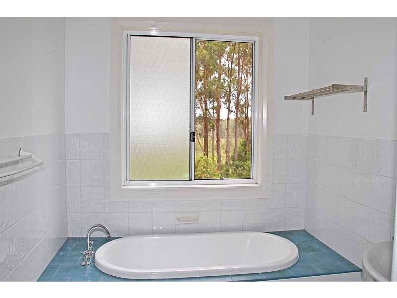 21 Kenno Place, Crescent Head NSW 2440