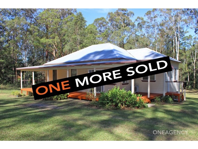 22 Hillview Drive, Yarravel NSW 2440