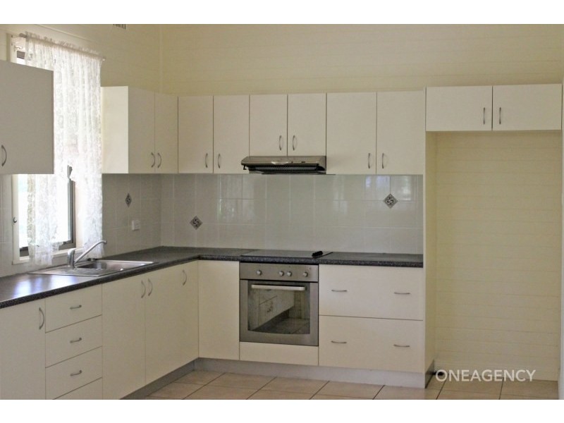 22 Hillview Drive, Yarravel NSW 2440