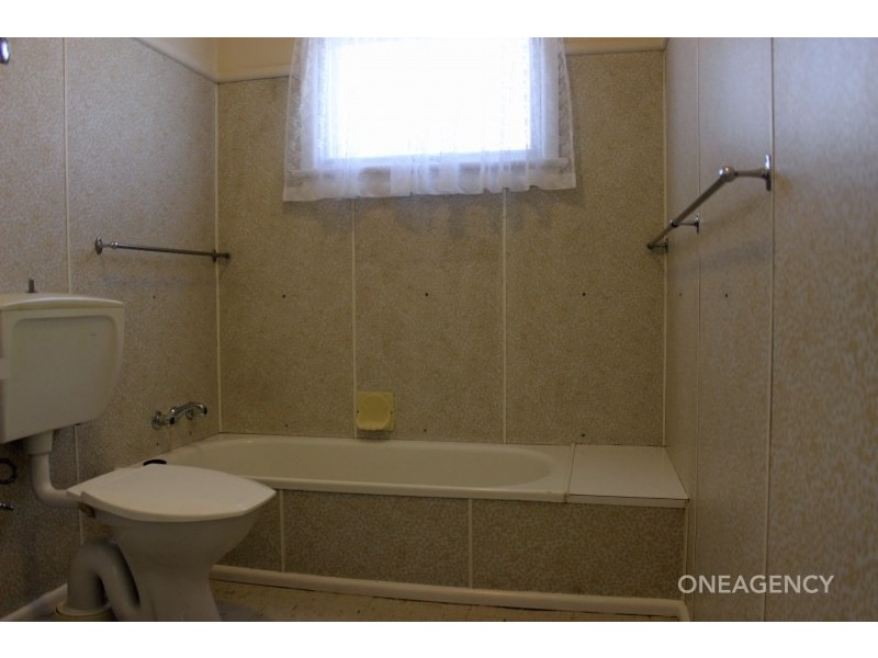 6 Yarravel Street, South Kempsey NSW 2440