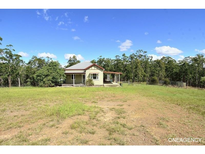 319 Armidale Road, Yarravel NSW 2440