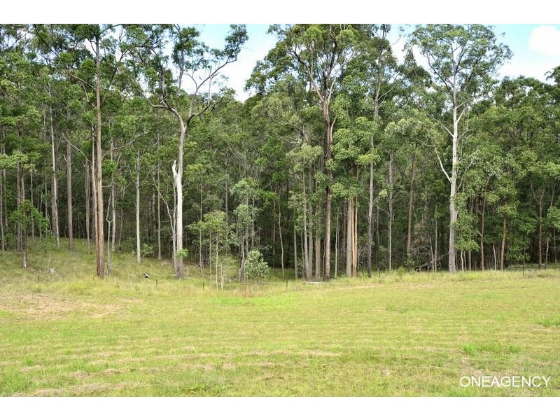 319 Armidale Road, Yarravel NSW 2440