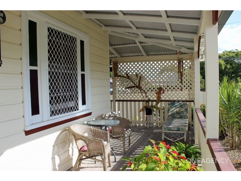 9 Wide Street, West Kempsey NSW 2440