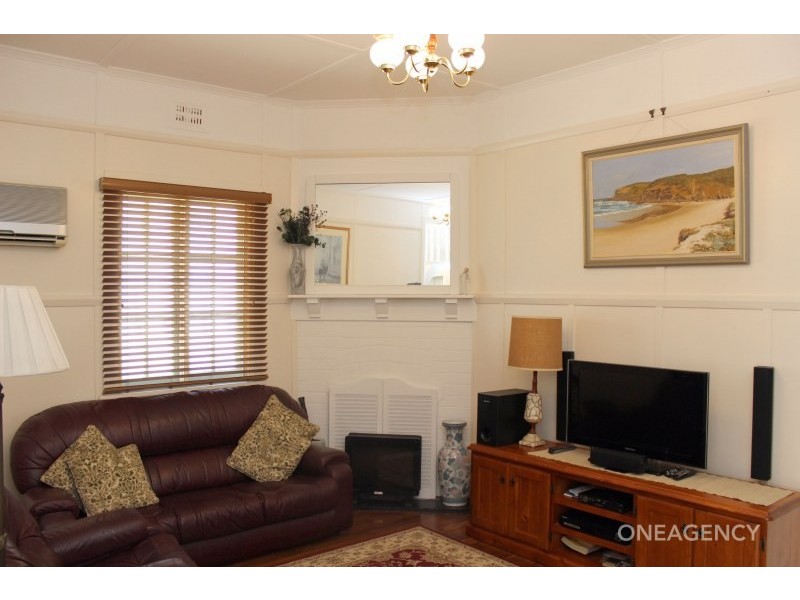 9 Wide Street, West Kempsey NSW 2440