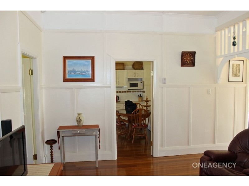 9 Wide Street, West Kempsey NSW 2440