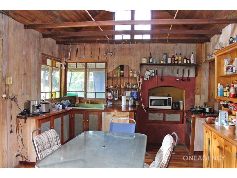 307 Pipers Creek Road, Dondingalong NSW 2440