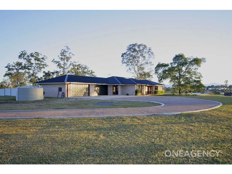 8 Wattle Place, Yarravel NSW 2440
