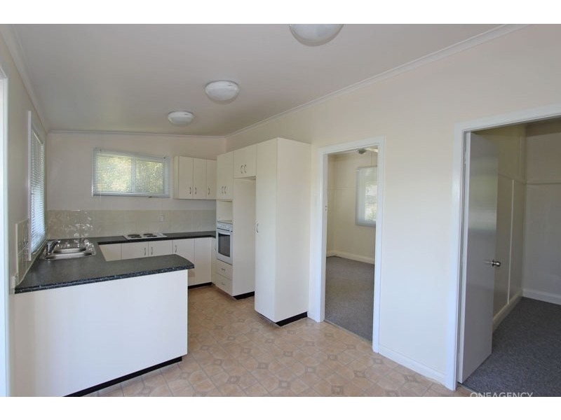 17 Sullivan Street, East Kempsey NSW 2440