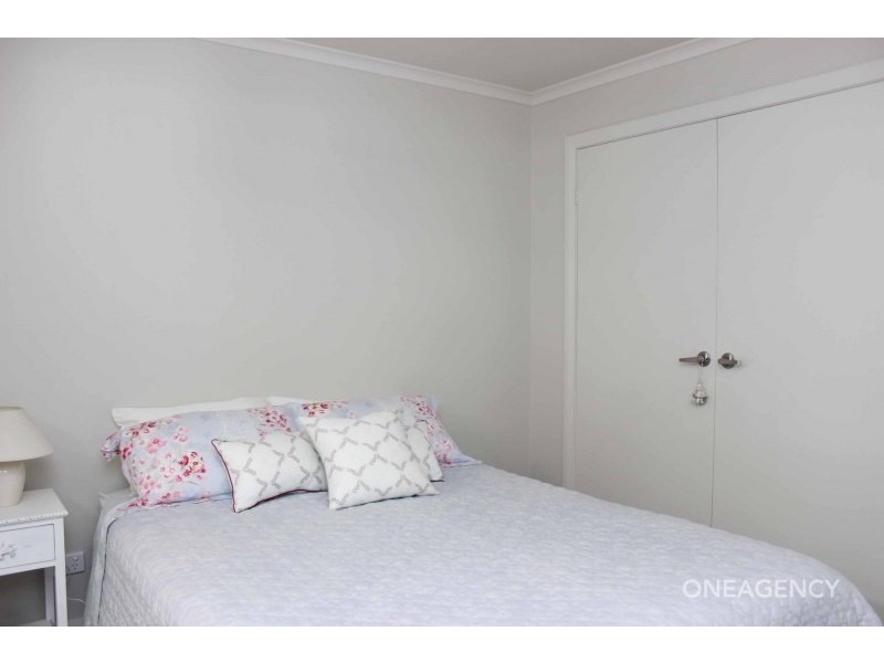 2/6 Blue Wren Close, Port Macquarie NSW 2444