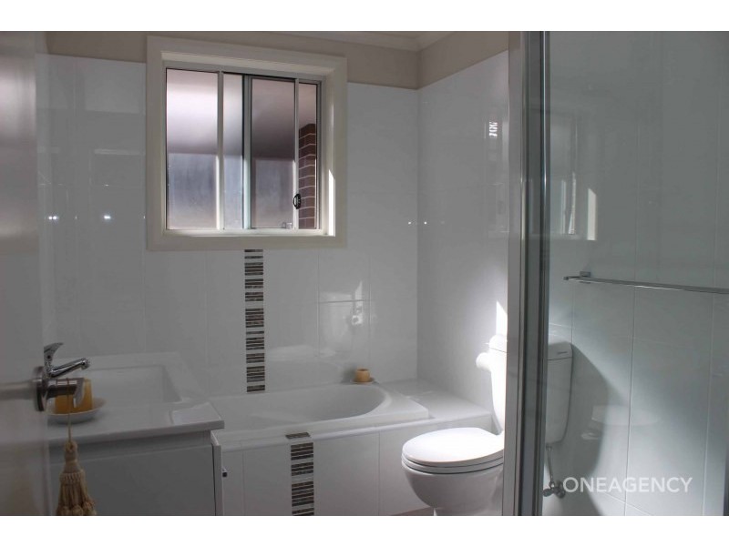 2/6 Blue Wren Close, Port Macquarie NSW 2444