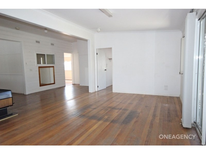 13 Park Avenue, West Kempsey NSW 2440