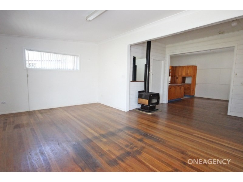 13 Park Avenue, West Kempsey NSW 2440