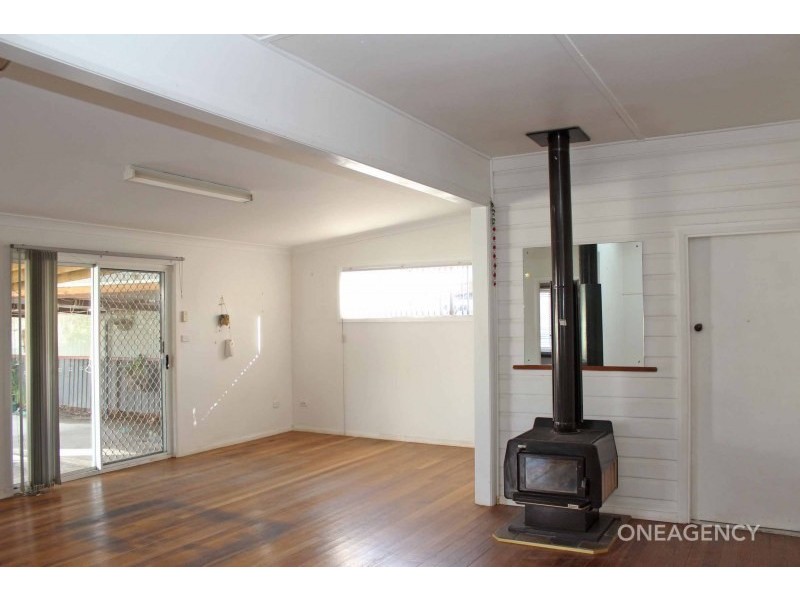 13 Park Avenue, West Kempsey NSW 2440