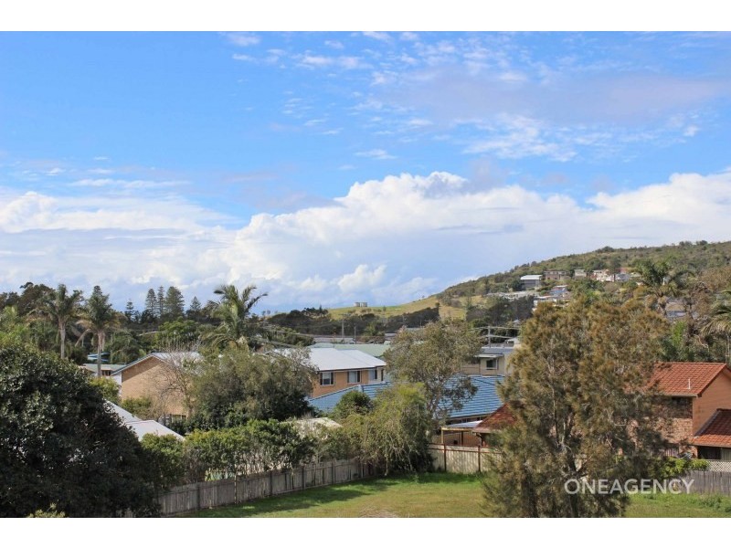 12/1 Killuke Crescent, Crescent Head NSW 2440
