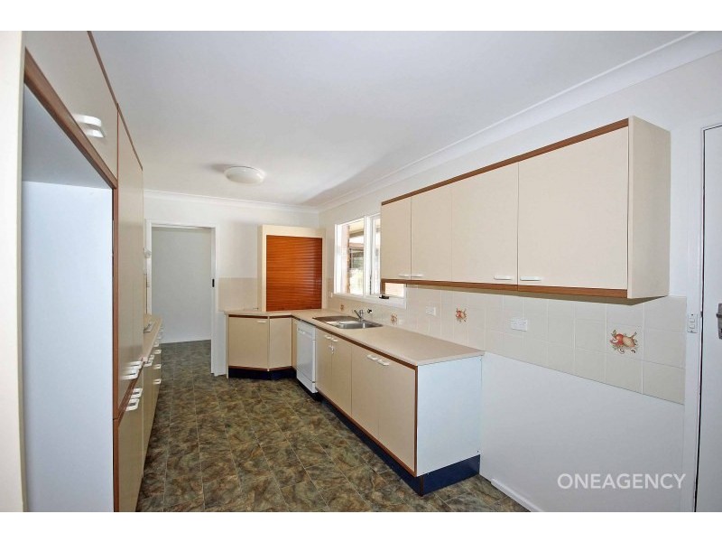 9  Airport Road, Aldavilla NSW 2440