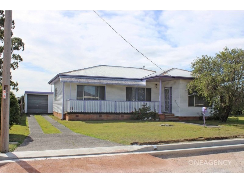 4 Geoffrey O’Hea Street, West Kempsey NSW 2440