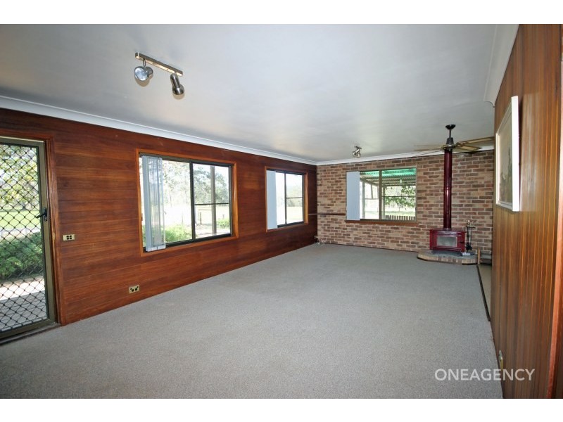 1773 Armidale Road, Temagog NSW 2440