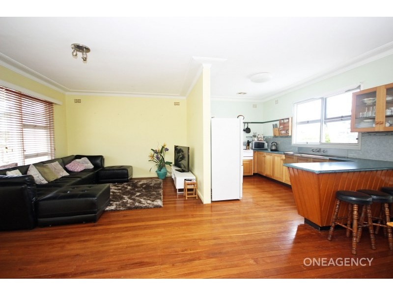 33 Wide Street, West Kempsey NSW 2440