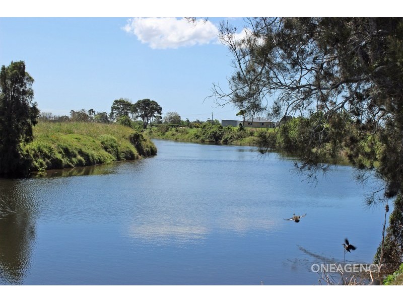 87 Right Bank Road, Kinchela NSW 2440