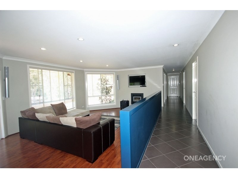 24 Hillview Drive, Yarravel NSW 2440