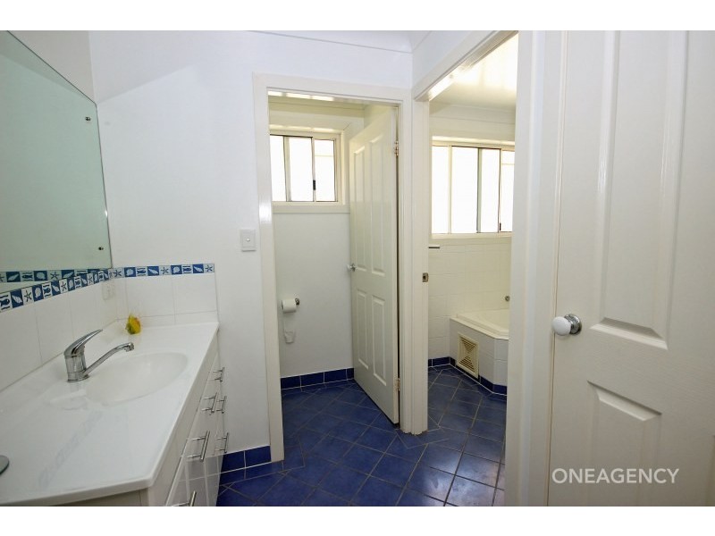 24 Hillview Drive, Yarravel NSW 2440