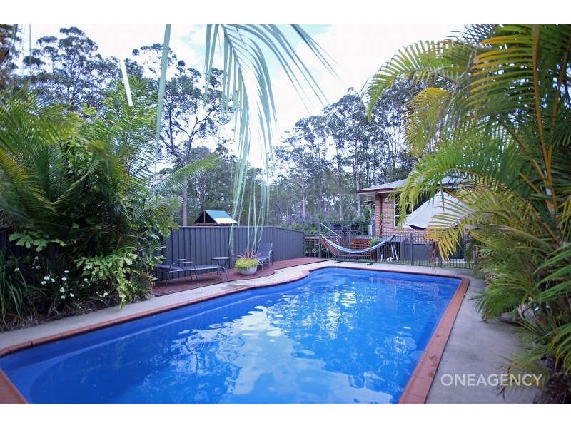 24 Hillview Drive, Yarravel NSW 2440