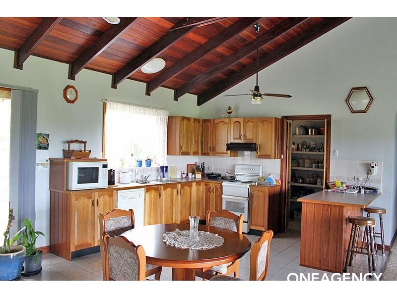 27 Hallelujah Drive, Collombatti NSW 2440