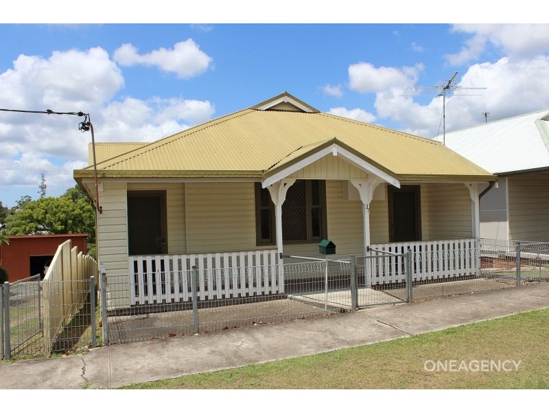 37 Wide Street, West Kempsey NSW 2440