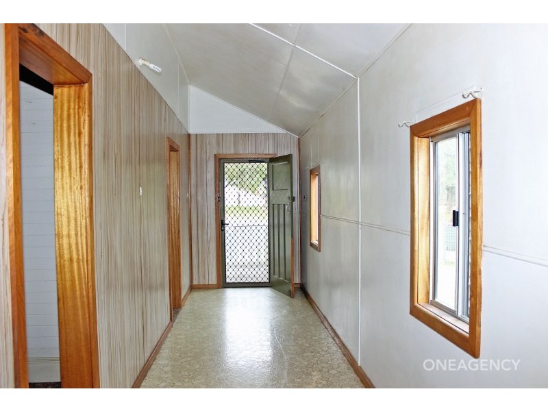 37 Wide Street, West Kempsey NSW 2440