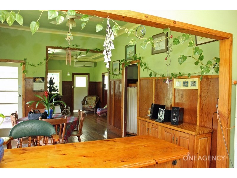 2 Silverwood Avenue, Temagog NSW 2440