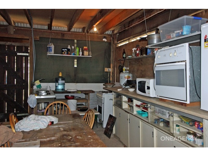 168 Apple Tree Lane, Temagog NSW 2440