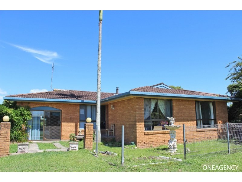 8 Barnard Street, Gladstone NSW 2440