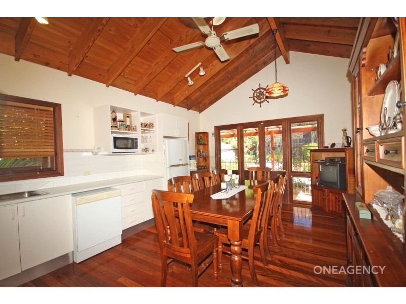 21 Mitchell Avenue, West Kempsey NSW 2440