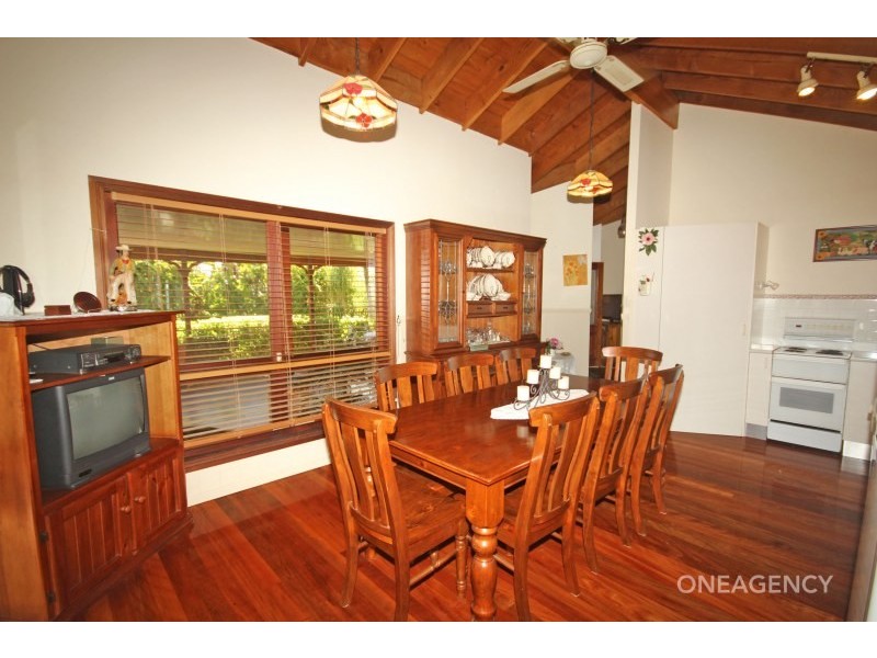 21 Mitchell Avenue, West Kempsey NSW 2440