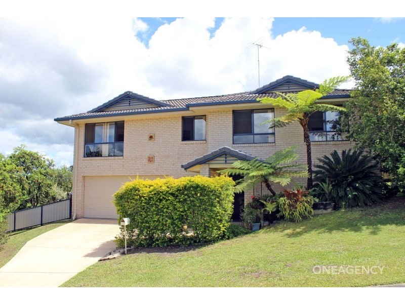 6 Springfields Drive, Greenhill NSW 2440