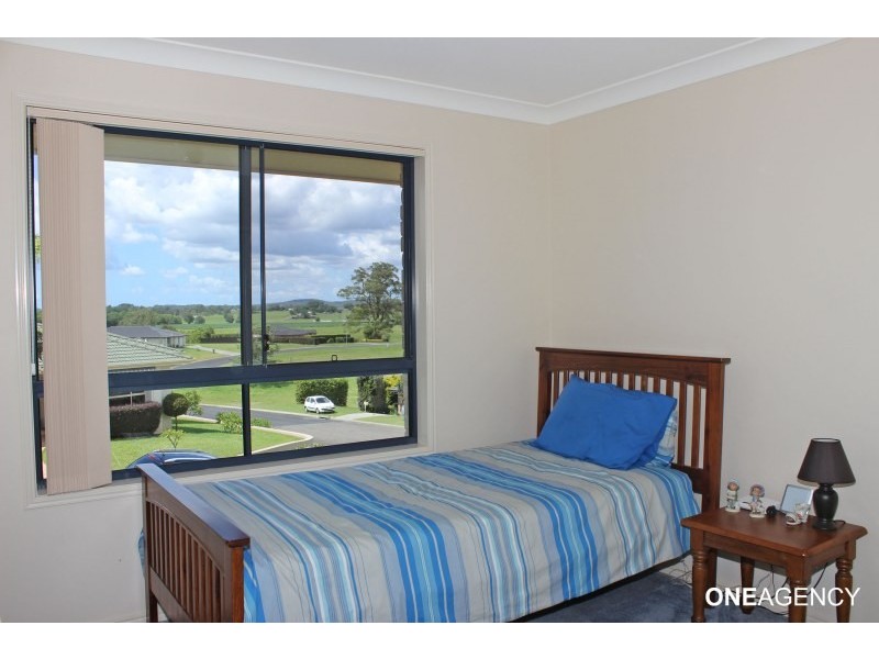 6 Springfields Drive, Greenhill NSW 2440